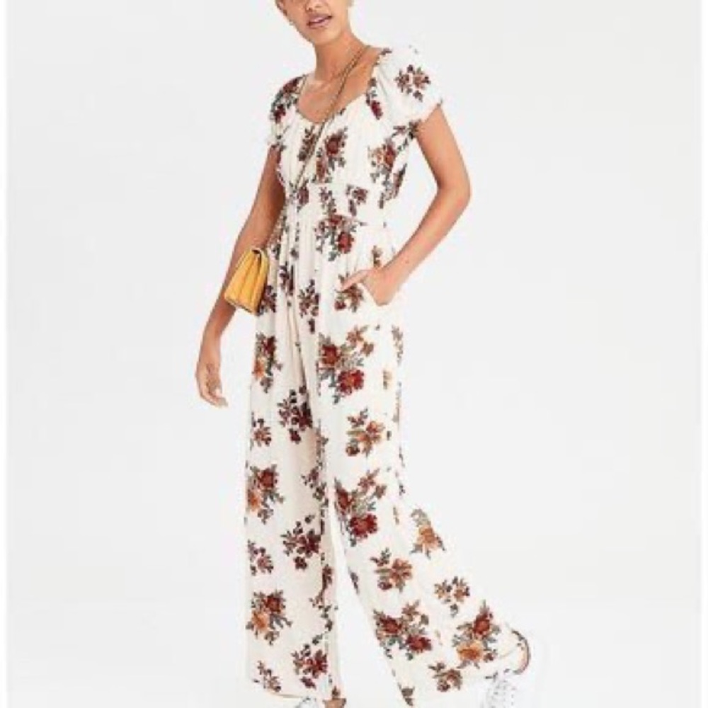 AE off the shoulder floral jumpsuit with pockets!